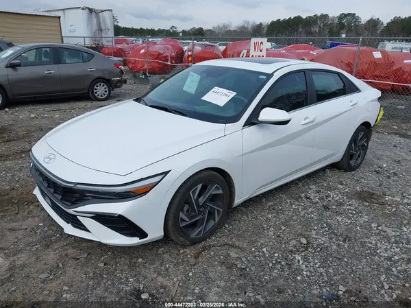 KMHLS4DG1RU832373 2024 HYUNDAI ELANTRA - Image 2