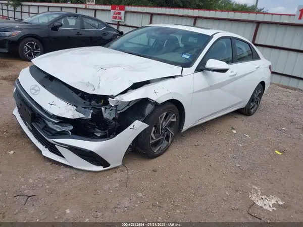KMHLS4DG1SU001834 2025 HYUNDAI ELANTRA - Image 2