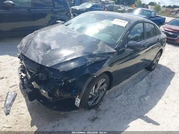 KMHLS4DG1SU064335 2025 HYUNDAI ELANTRA - Image 2