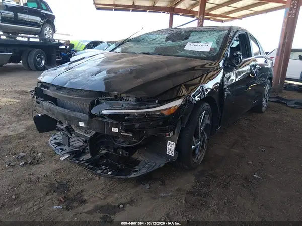 KMHLS4DG1SU852919 2025 HYUNDAI ELANTRA - Image 2