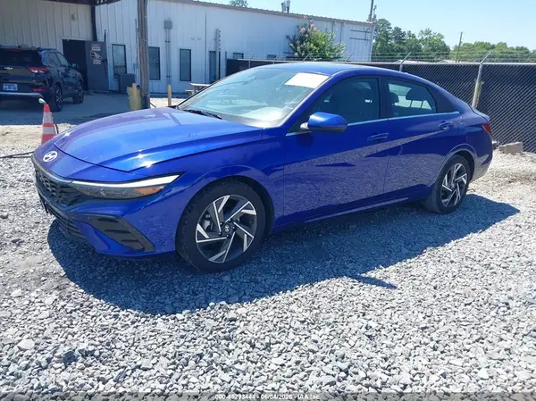 KMHLS4DG1SU876475 2025 HYUNDAI ELANTRA - Image 2