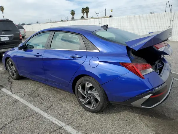 KMHLS4DG1SU878677 2025 HYUNDAI ELANTRA - Image 2