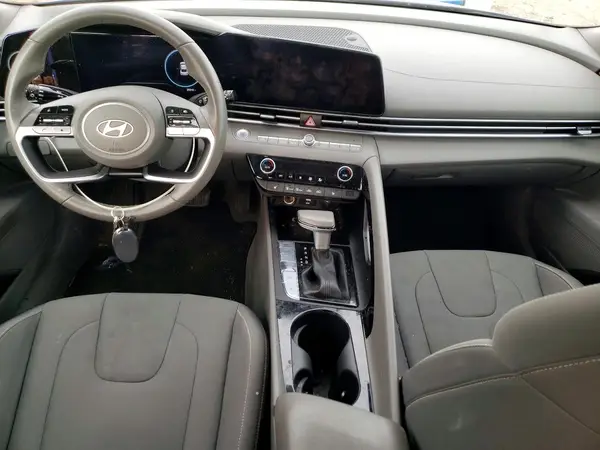 KMHLS4DG1SU878694 2025 HYUNDAI ELANTRA - Image 8