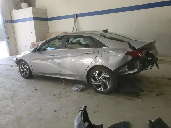 KMHLS4DG1SU892370 2025 HYUNDAI ELANTRA - Image 2
