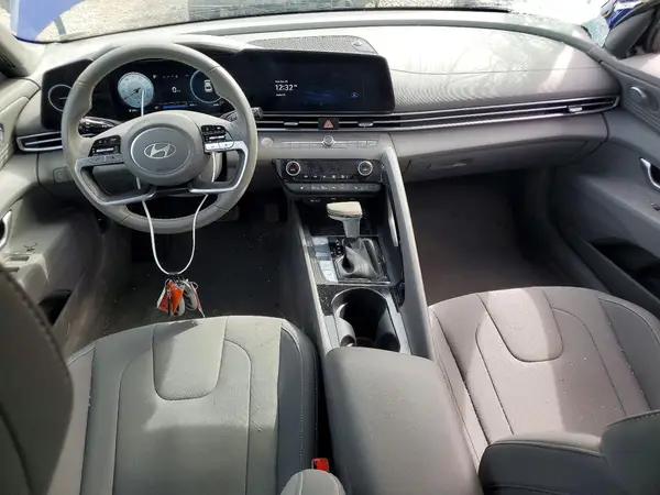 KMHLS4DG1SU901035 2025 HYUNDAI ELANTRA - Image 8