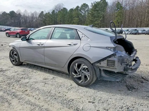 KMHLS4DG1SU910690 2025 HYUNDAI ELANTRA - Image 2