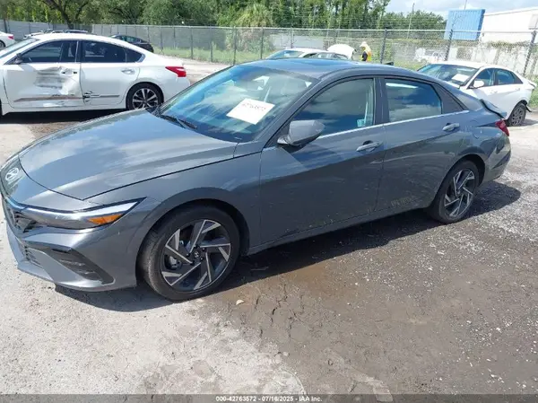 KMHLS4DG1SU922273 2025 HYUNDAI ELANTRA - Image 2