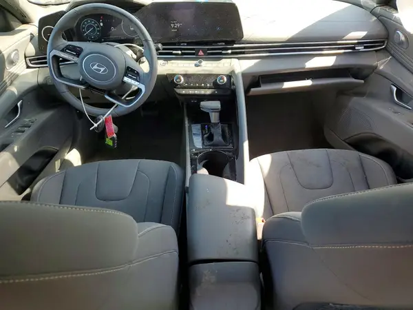 KMHLS4DG1SU924685 2025 HYUNDAI ELANTRA - Image 8