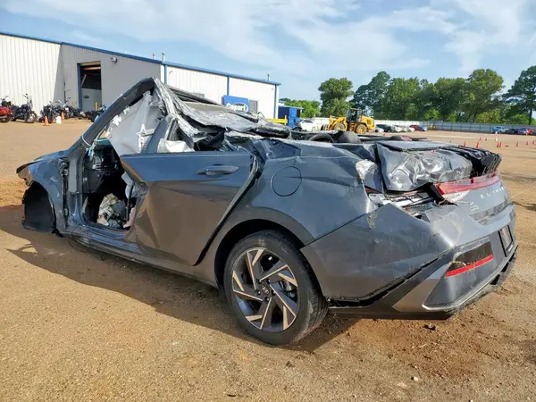 KMHLS4DG1SU931863 2025 HYUNDAI ELANTRA - Image 2