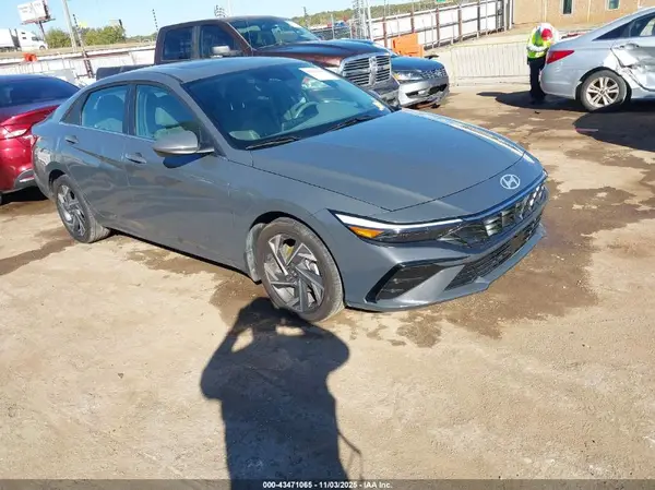 KMHLS4DG1SU932608 2025 HYUNDAI ELANTRA - Image 1