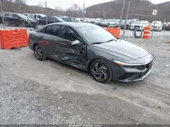KMHLS4DG1SU941373 2025 HYUNDAI ELANTRA