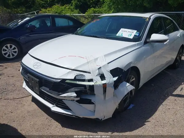 KMHLS4DG1SU946668 2025 HYUNDAI ELANTRA - Image 2