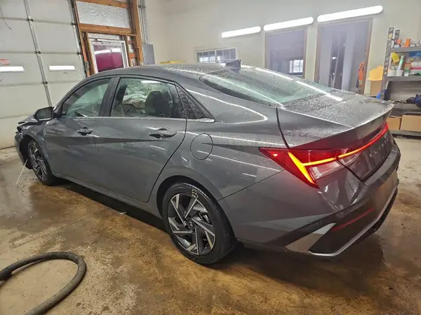 KMHLS4DG1SU999659 2025 HYUNDAI ELANTRA - Image 2