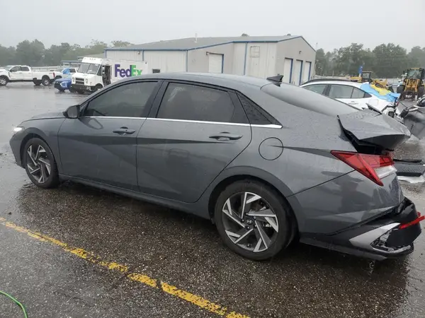 KMHLS4DG2RU640945 2024 HYUNDAI ELANTRA - Image 2