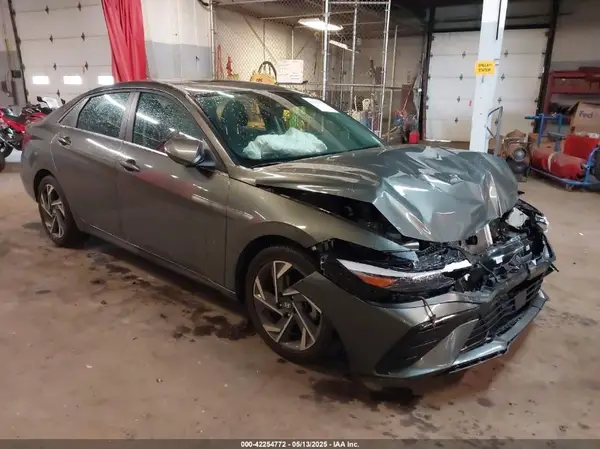 KMHLS4DG2RU644610 2024 HYUNDAI ELANTRA - Image 1