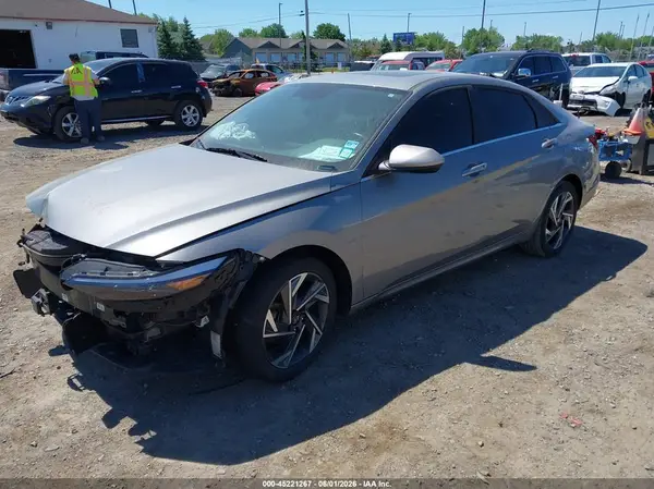KMHLS4DG2RU655302 2024 HYUNDAI ELANTRA - Image 2