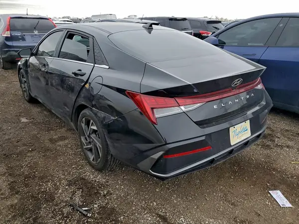 KMHLS4DG2RU696481 2024 HYUNDAI ELANTRA - Image 2