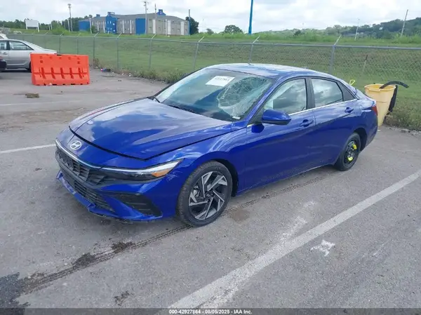 KMHLS4DG2RU696805 2024 HYUNDAI ELANTRA - Image 2