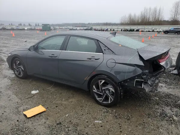 KMHLS4DG2RU697663 2024 HYUNDAI ELANTRA - Image 2