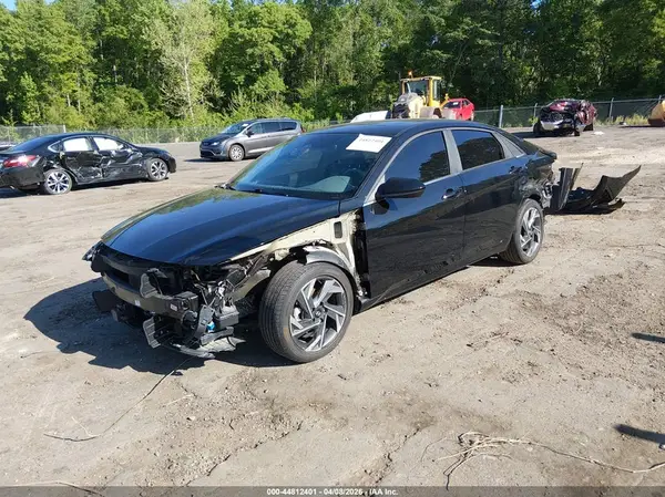 KMHLS4DG2RU716048 2024 HYUNDAI ELANTRA - Image 2