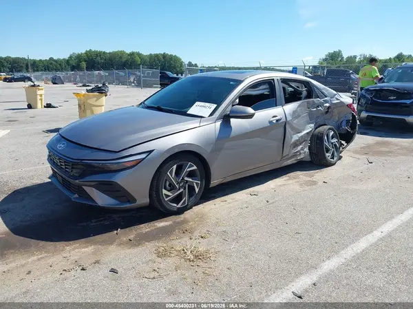 KMHLS4DG2RU717507 2024 HYUNDAI ELANTRA - Image 2