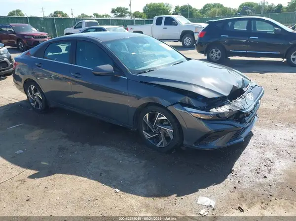 KMHLS4DG2RU724506 2024 HYUNDAI ELANTRA - Image 1