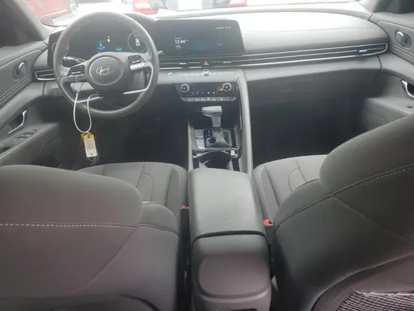 KMHLS4DG2RU743265 2024 HYUNDAI ELANTRA - Image 8
