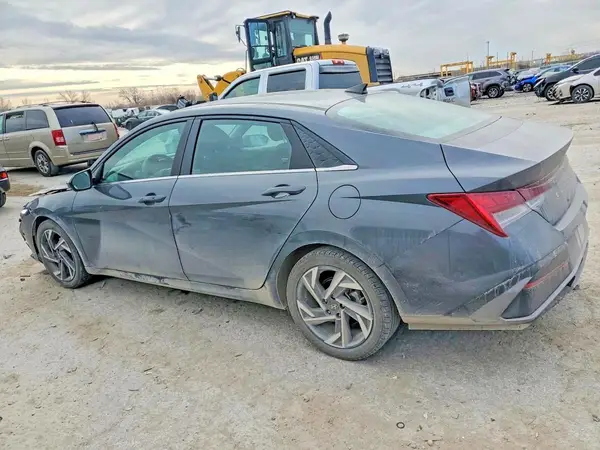 KMHLS4DG2RU745596 2024 HYUNDAI ELANTRA - Image 2