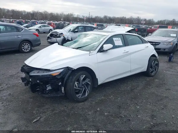 KMHLS4DG2RU748983 2024 HYUNDAI ELANTRA - Image 2