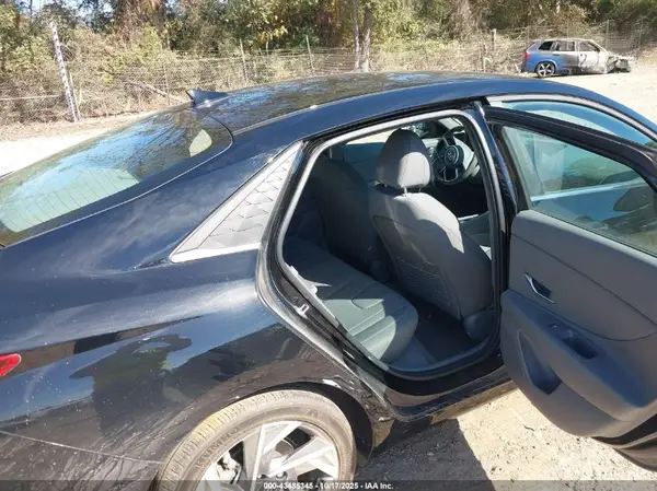 KMHLS4DG2RU756596 2024 HYUNDAI ELANTRA - Image 8