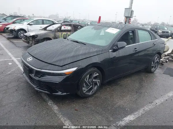 KMHLS4DG2RU792174 2024 HYUNDAI ELANTRA - Image 2