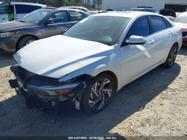 KMHLS4DG2RU806039 2024 HYUNDAI ELANTRA - Image 2