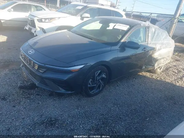 KMHLS4DG2RU828512 2024 HYUNDAI ELANTRA - Image 2