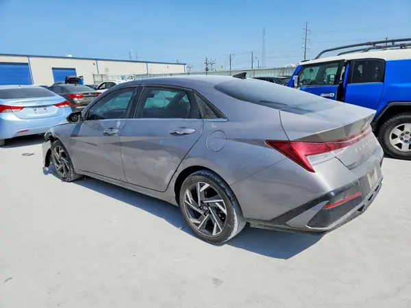 KMHLS4DG2RU830258 2024 HYUNDAI ELANTRA - Image 2