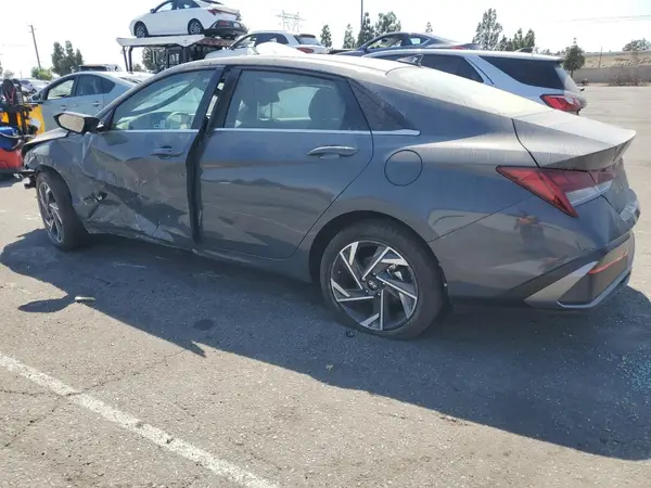 KMHLS4DG2RU840076 2024 HYUNDAI ELANTRA - Image 2