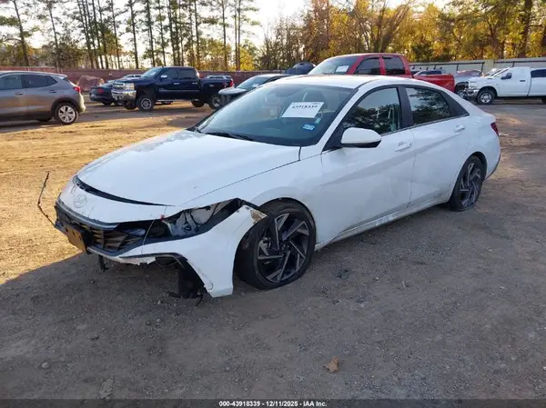 KMHLS4DG2SU005732 2025 HYUNDAI ELANTRA - Image 2