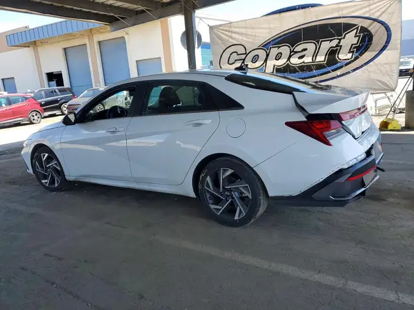 KMHLS4DG2SU007030 2025 HYUNDAI ELANTRA - Image 2