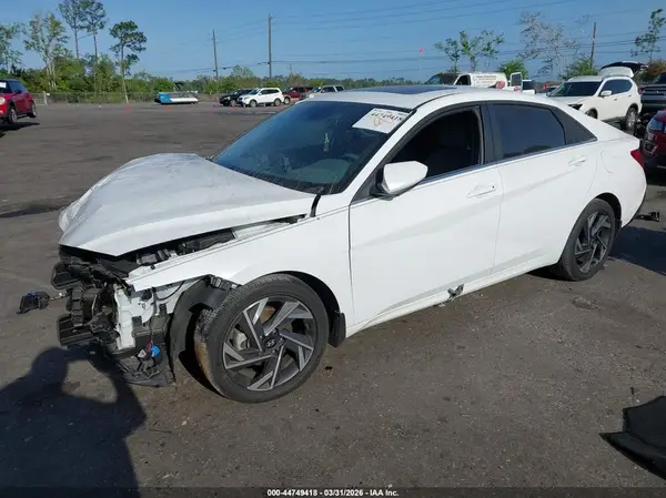 KMHLS4DG2SU852864 2025 HYUNDAI ELANTRA - Image 2