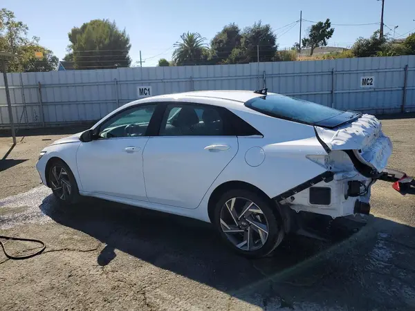 KMHLS4DG2SU856297 2025 HYUNDAI ELANTRA - Image 2