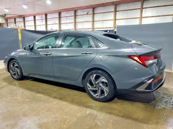 KMHLS4DG2SU859801 2025 HYUNDAI ELANTRA - Image 2