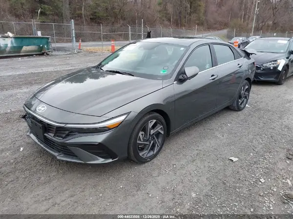 KMHLS4DG2SU876226 2025 HYUNDAI ELANTRA - Image 2