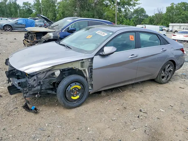 KMHLS4DG2SU878977 2025 HYUNDAI ELANTRA - Image 1