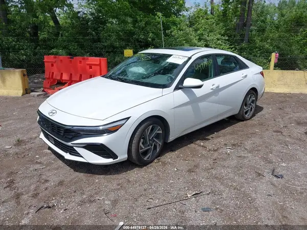KMHLS4DG2SU882866 2025 HYUNDAI ELANTRA - Image 2