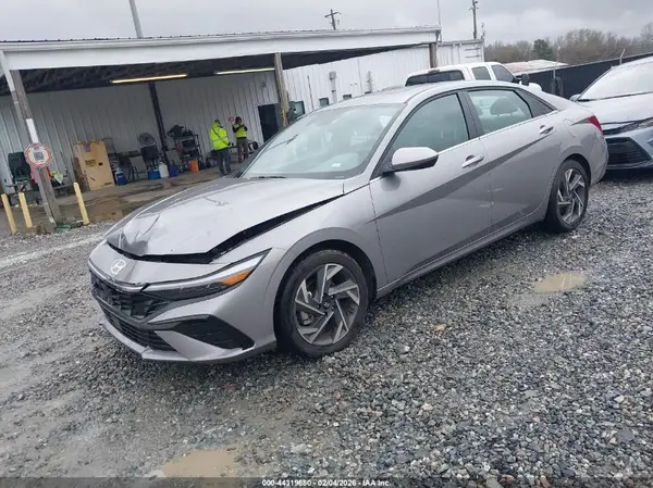 KMHLS4DG2SU888991 2025 HYUNDAI ELANTRA - Image 2