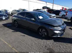 KMHLS4DG2SU897674 2025 HYUNDAI ELANTRA