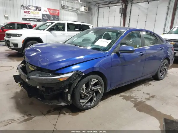 KMHLS4DG2SU905174 2025 HYUNDAI ELANTRA - Image 2