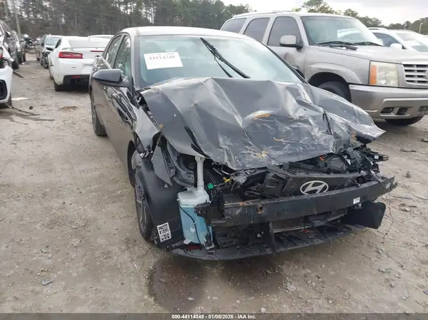KMHLS4DG2SU910794 2025 HYUNDAI ELANTRA - Image 1