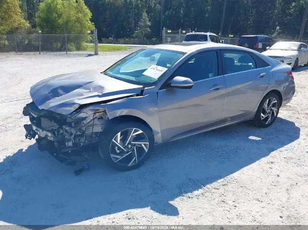 KMHLS4DG2SU930060 2025 HYUNDAI ELANTRA - Image 2