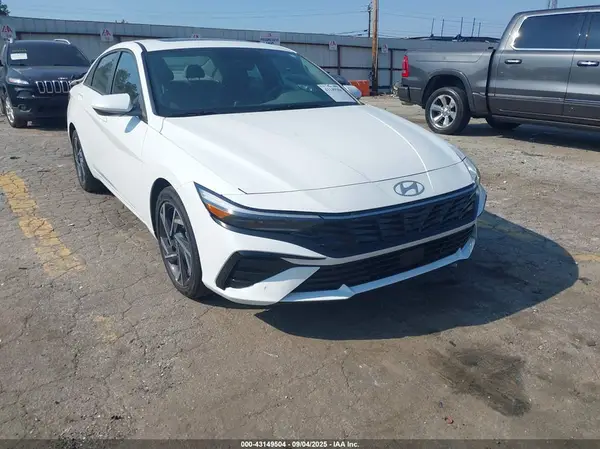 KMHLS4DG2SU945576 2025 HYUNDAI ELANTRA - Image 1
