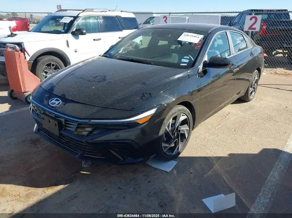 KMHLS4DG2SU951653 2025 HYUNDAI ELANTRA - Image 2
